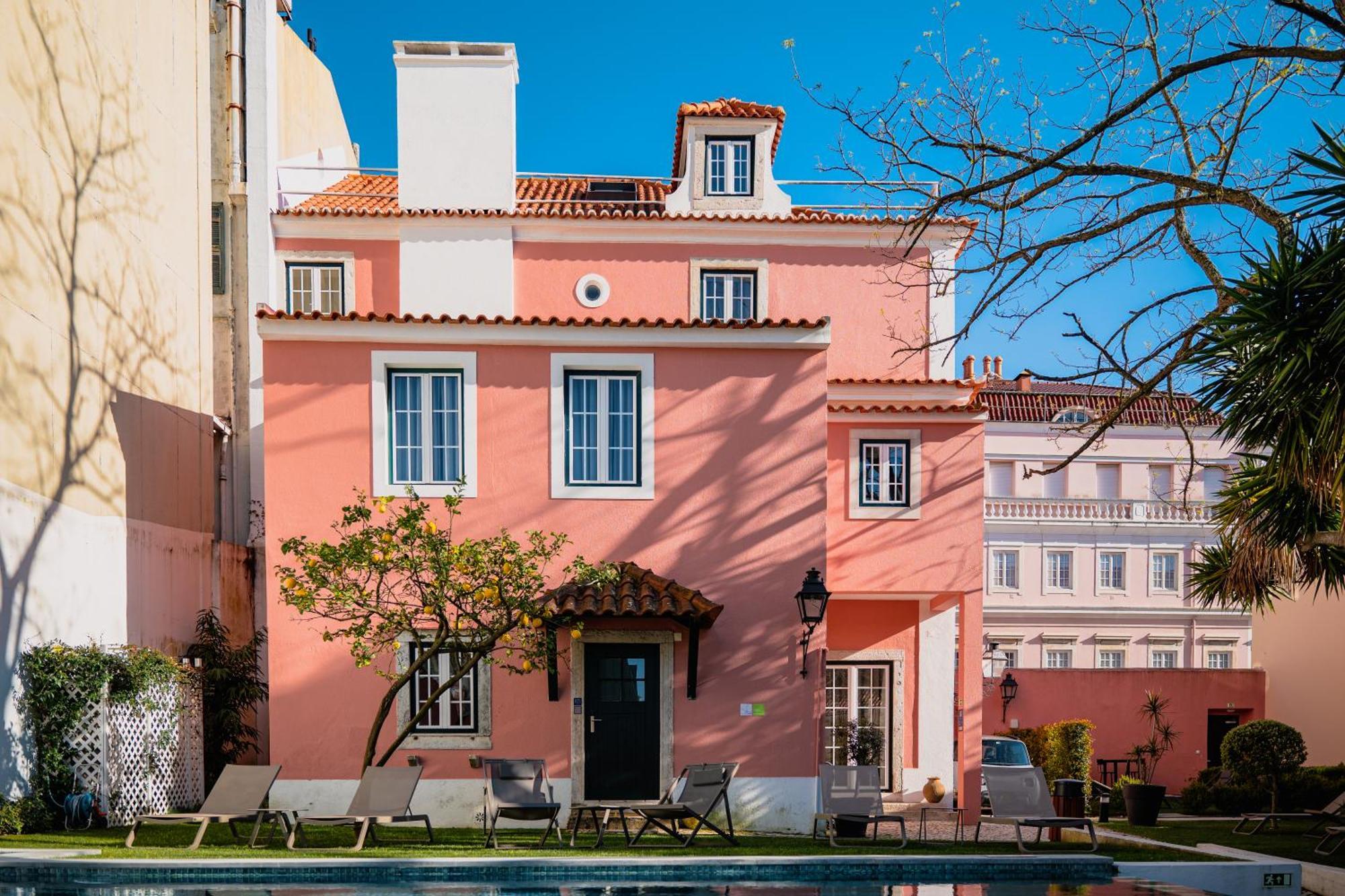 Jardim Da Lapa By Shiadu Lisbon